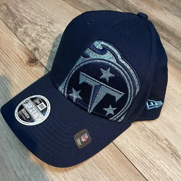 NFL Accessories - NWT Tennessee Titans NFL Football Women’s Glitter Hat